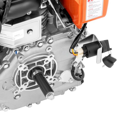 Silnik spalinowy Diesel jednocylindrowy 4 SUW z rozrusznikiem linkowym 11 KM 8.2 kW Silnik spalinowy Diesel jednocylindrowy 4 SUW z rozrusznikiem linkowym 11 KM 8.2 kW