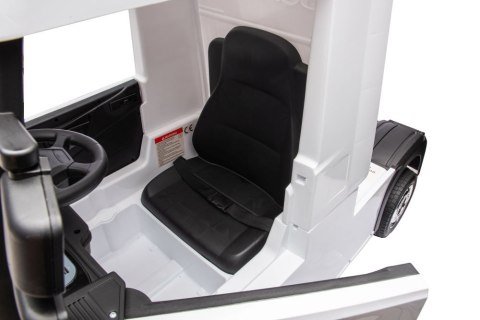 Auto Na Akumulator Scania 500R HL698 Białe 4x4 Auto Na Akumulator Scania 500R HL698 Białe 4x4