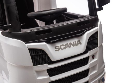 Auto Na Akumulator Scania 500R HL698 Białe 4x4 Auto Na Akumulator Scania 500R HL698 Białe 4x4