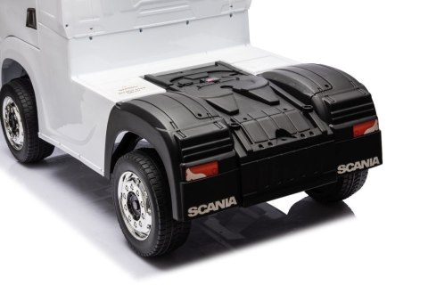 Auto Na Akumulator Scania 500R HL698 Białe 4x4 Auto Na Akumulator Scania 500R HL698 Białe 4x4