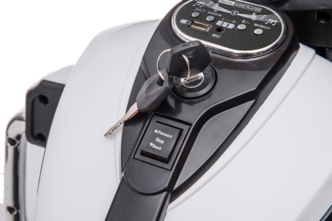 Motor Na Akumulator Trójkołowy Goldwing Biały Motor Na Akumulator Trójkołowy Goldwing Biały