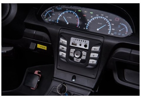 Auto na akumulator YSA021A Czarny Lakierowany Auto na akumulator YSA021A Czarny Lakierowany