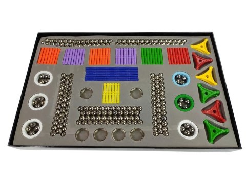 Zestaw Magnastix Klocki Magnetyczne 560 + Tablica Zestaw Magnastix Klocki Magnetyczne 560 + Tablica